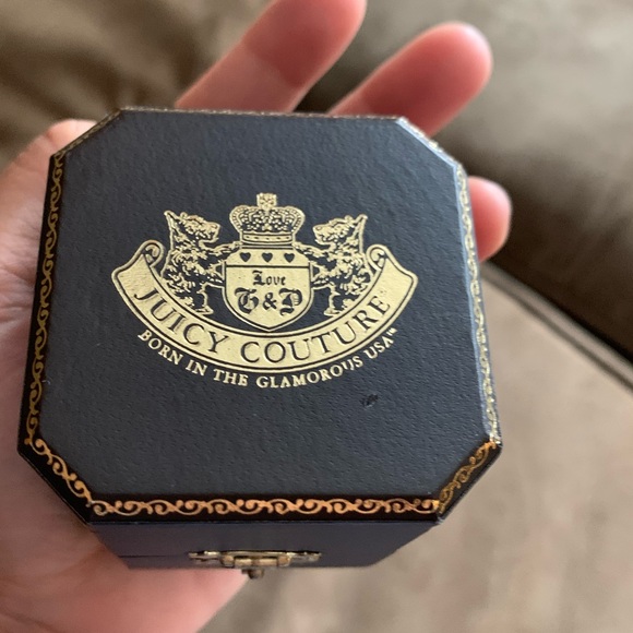 NIB NEW RARE JUICY COUTURE CROWN PEARL DOME CHARM BRACELET - Picture 8 of 9